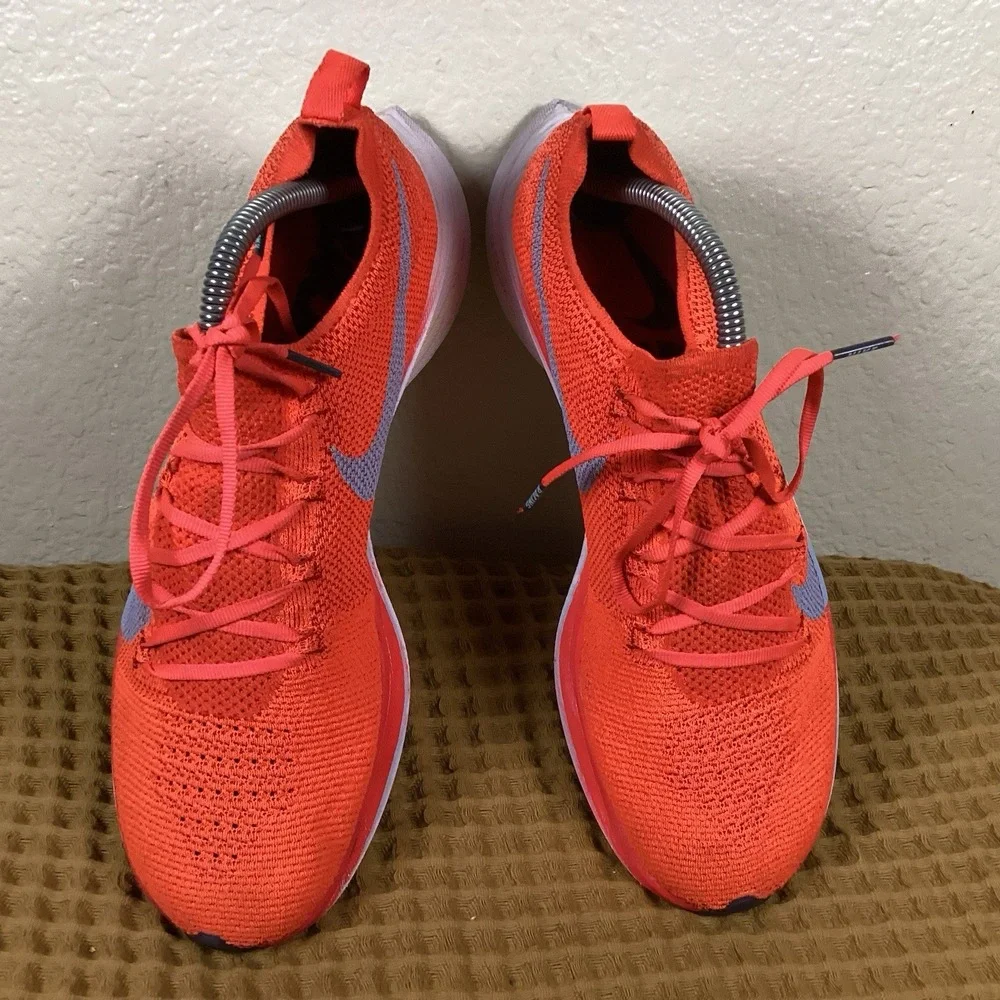 Nike Zoom Vaporfly 4% Flyknit Mens Sz 9 Red Crimson White Carbon Plate Running